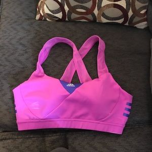 Adidas supernova sports bra